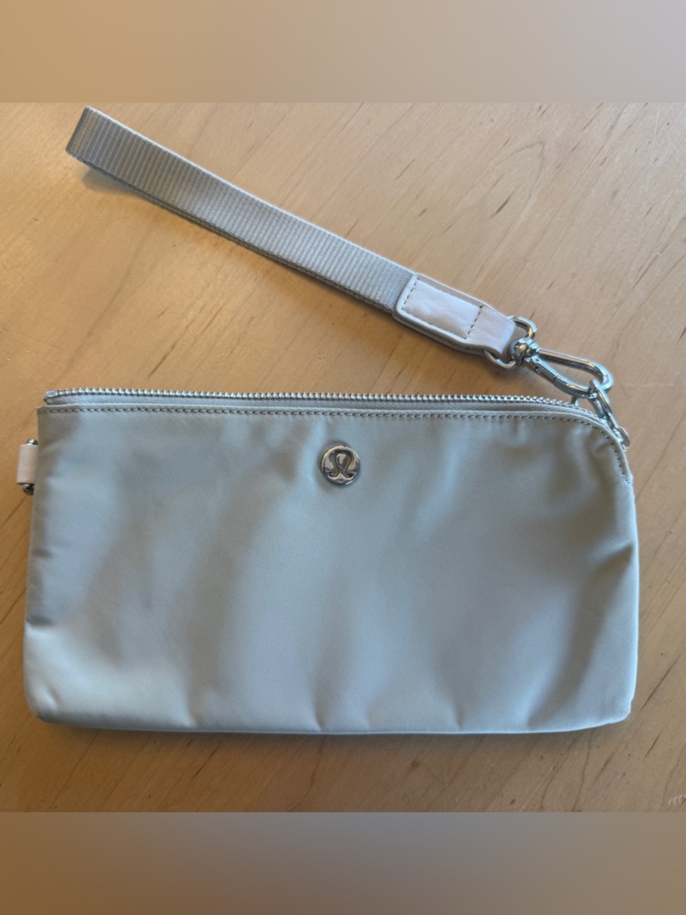 lululemon athletica wristlet in raw linen and taupe strap - EUC like new